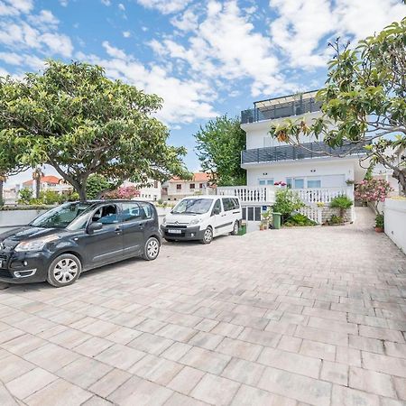 Apartments And Rooms Mare فوديس المظهر الخارجي الصورة
