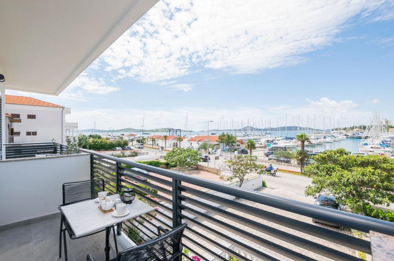 Apartments And Rooms Mare فوديس المظهر الخارجي الصورة
