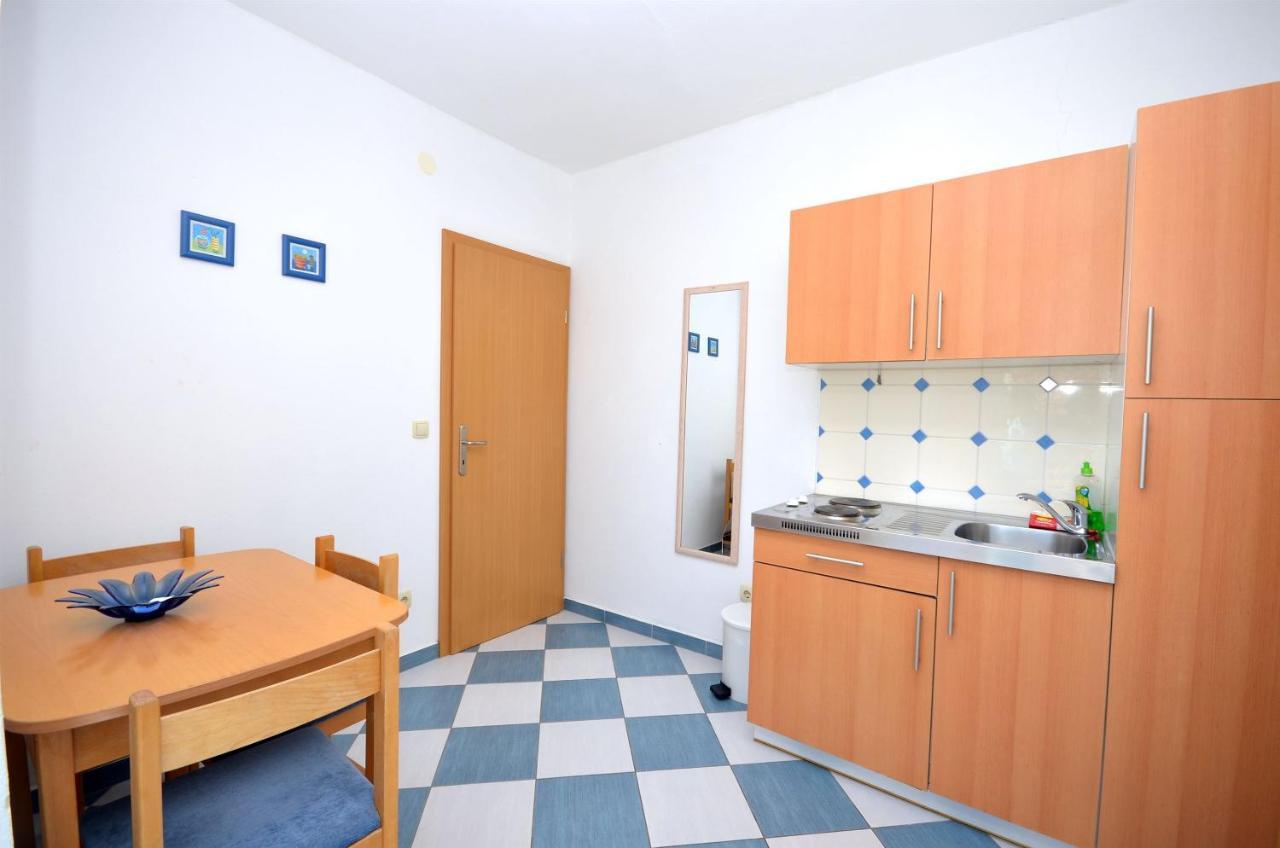 Apartments And Rooms Mare فوديس المظهر الخارجي الصورة