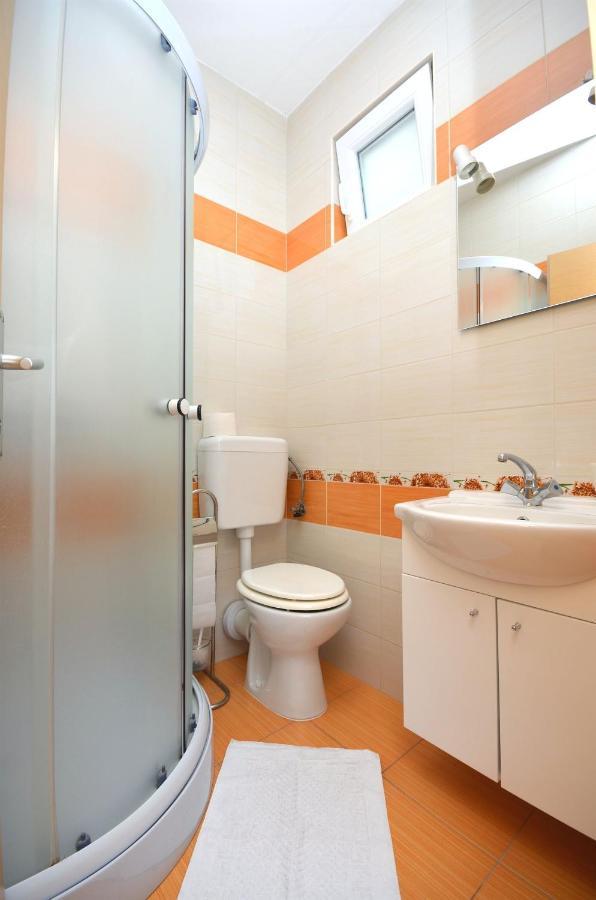 Apartments And Rooms Mare فوديس المظهر الخارجي الصورة